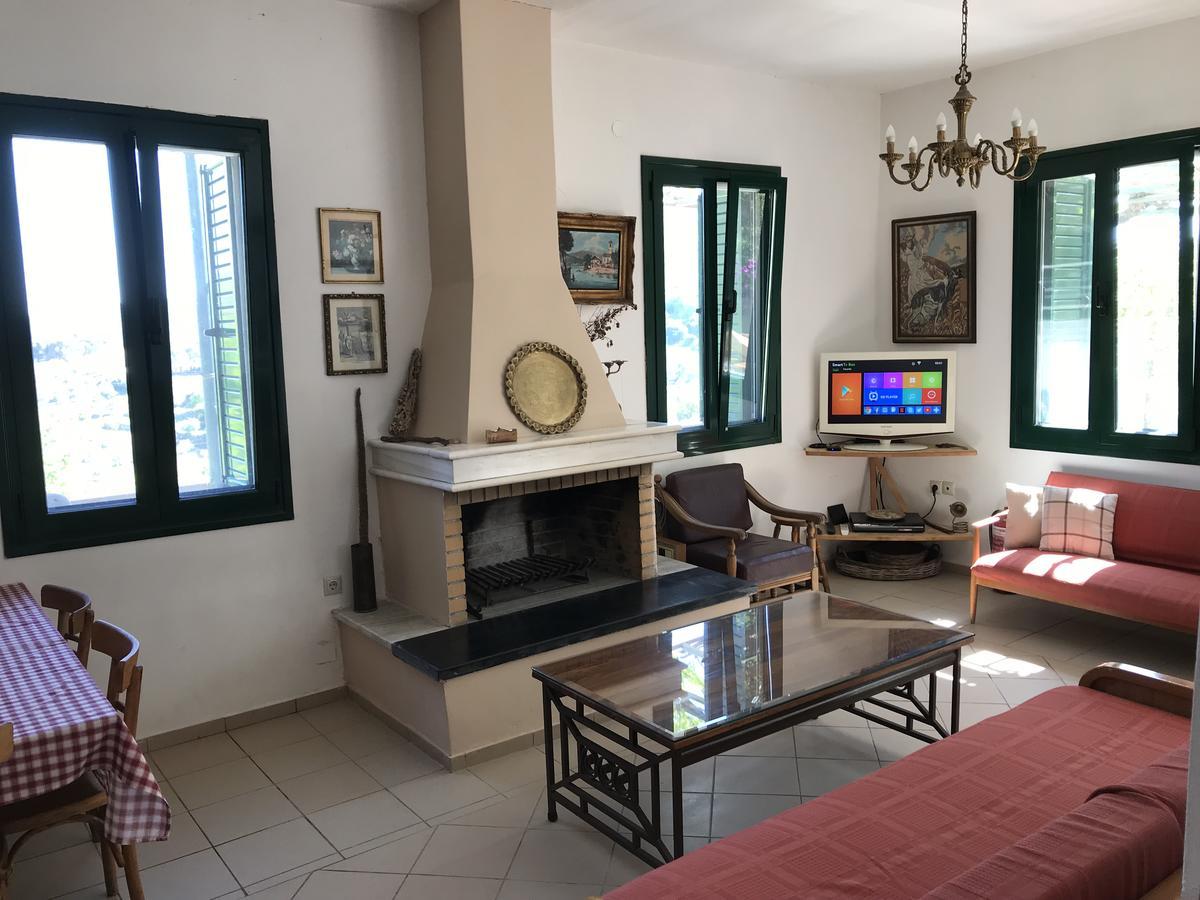 Temenia House Villa Bagian luar foto