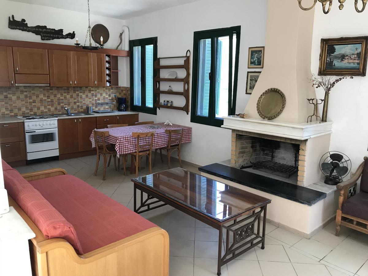 Temenia House Villa Bagian luar foto